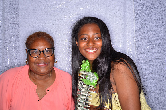 Viva_Studio_LindseyGRAD_6-14-2024_0246