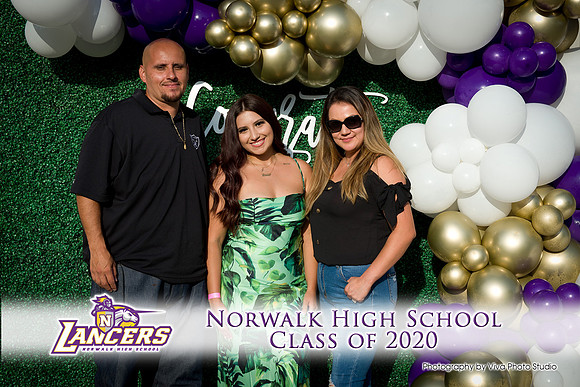 Viva_Studio_NHS_2020_Grad-073