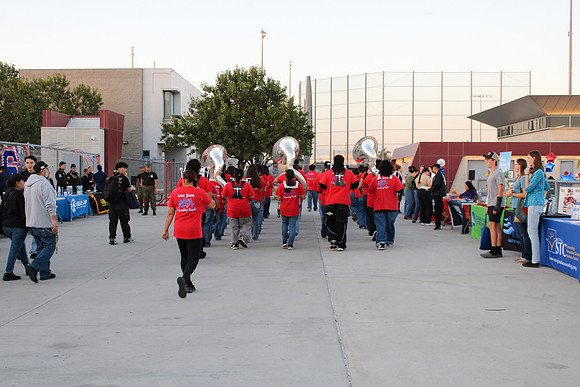 Viva_NLMUSD_C&Cexpo2025_012