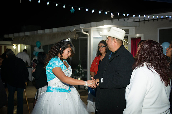 www.VivaPhotoStudio.com