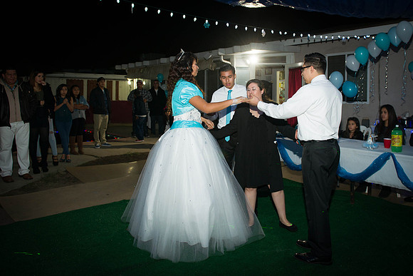 www.VivaPhotoStudio.com