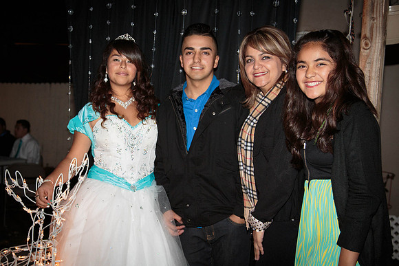 www.VivaPhotoStudio.com