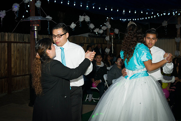 www.VivaPhotoStudio.com