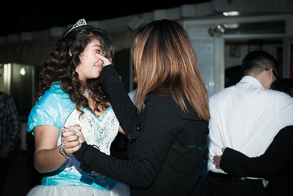 www.VivaPhotoStudio.com