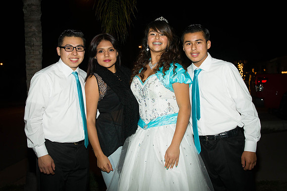 www.VivaPhotoStudio.com