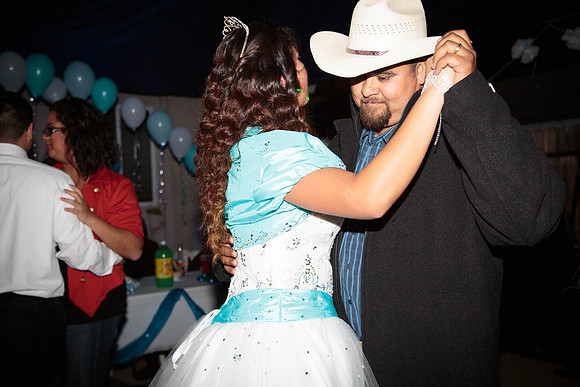 www.VivaPhotoStudio.com
