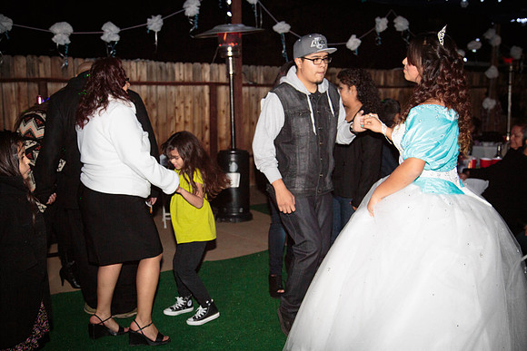 www.VivaPhotoStudio.com