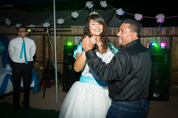www.VivaPhotoStudio.com