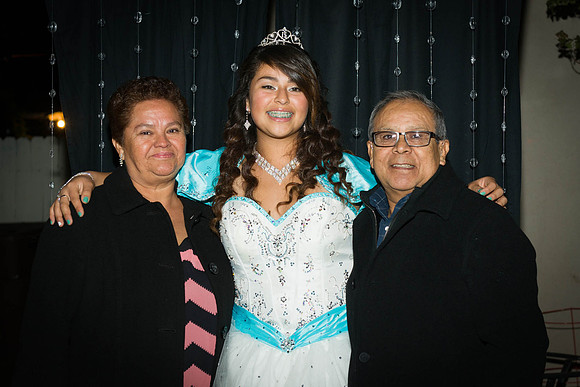 www.VivaPhotoStudio.com
