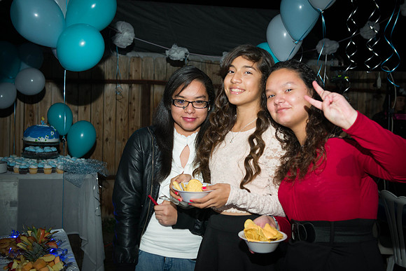 www.VivaPhotoStudio.com