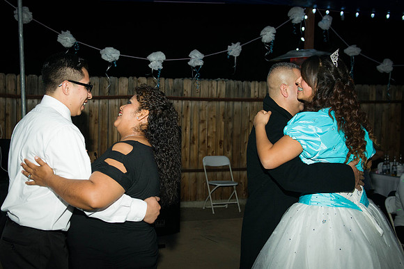 www.VivaPhotoStudio.com