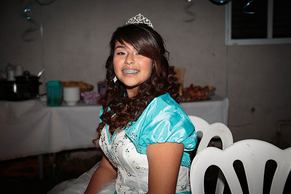 www.VivaPhotoStudio.com