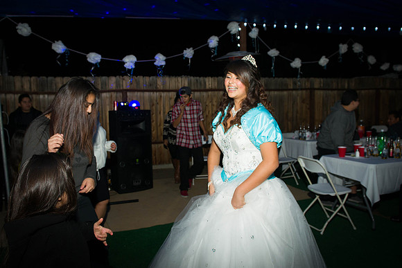 www.VivaPhotoStudio.com