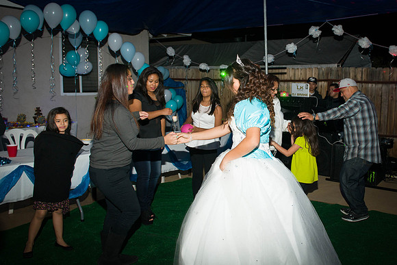 www.VivaPhotoStudio.com