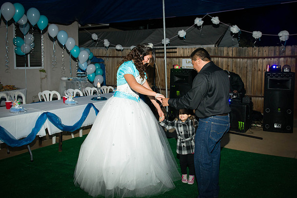 www.VivaPhotoStudio.com