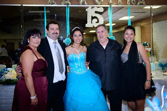 www.VivaPhotoStudio.com