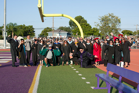 Viva Studio - NHS_Grad2026-004