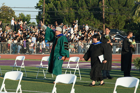 Viva Studio - NHS_Grad2026-016