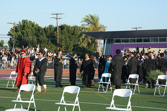 Viva Studio - NHS_Grad2026-024