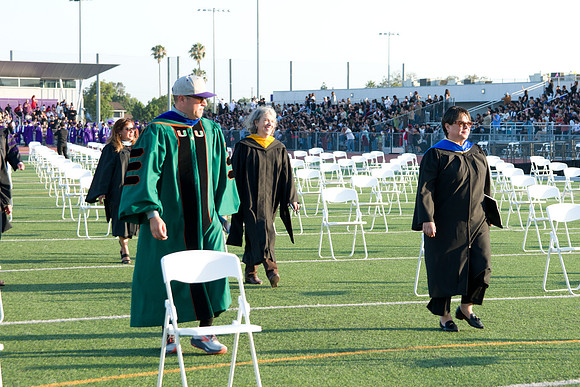 Viva Studio - NHS_Grad2026-035