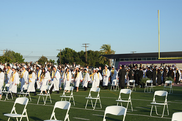 Viva Studio - NHS_Grad2026-036