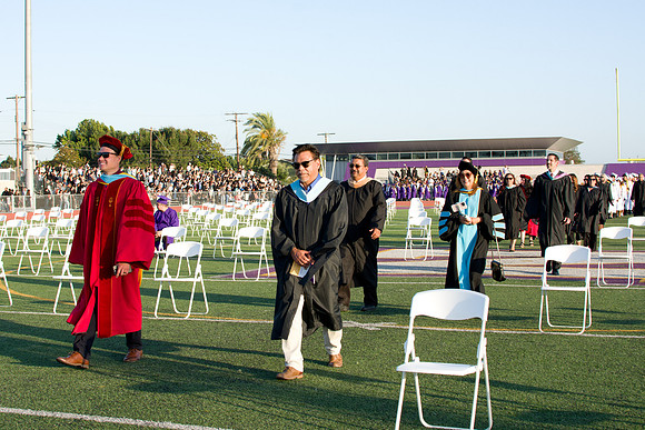Viva Studio - NHS_Grad2026-037