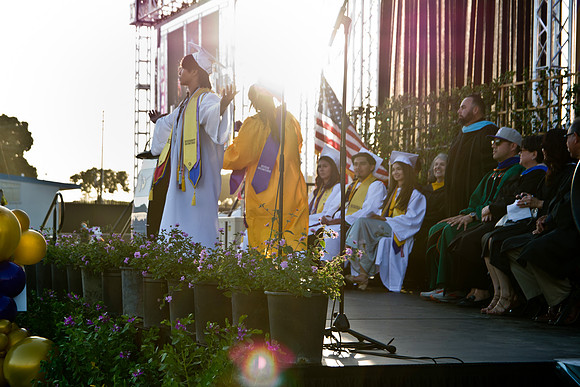Viva Studio - NHS_Grad2026-061