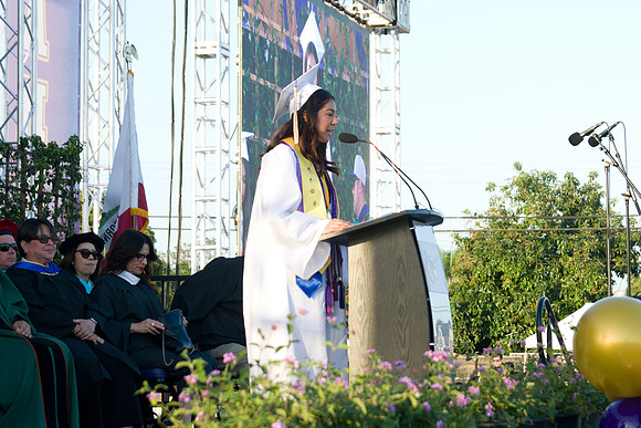 Viva Studio - NHS_Grad2026-068