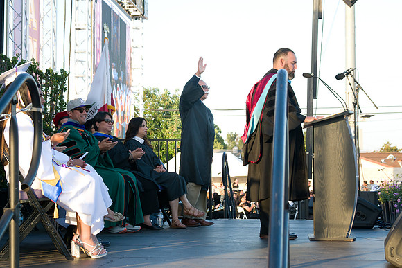 Viva Studio - NHS_Grad2026-080