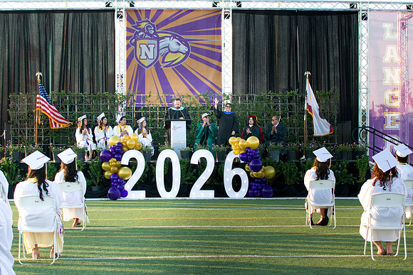 Viva Studio - NHS_Grad2026-086