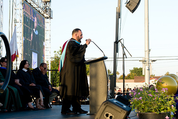Viva Studio - NHS_Grad2026-093