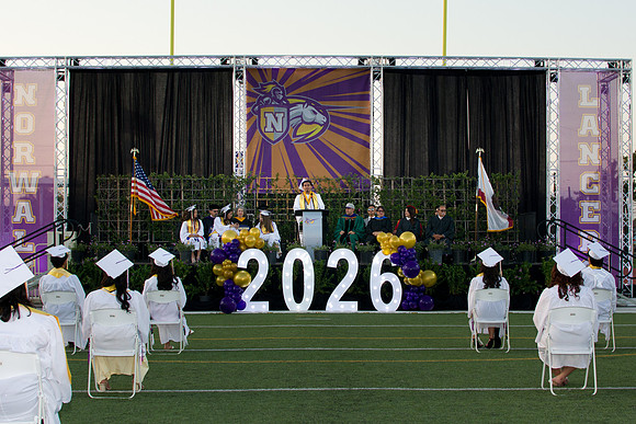 Viva Studio - NHS_Grad2026-108