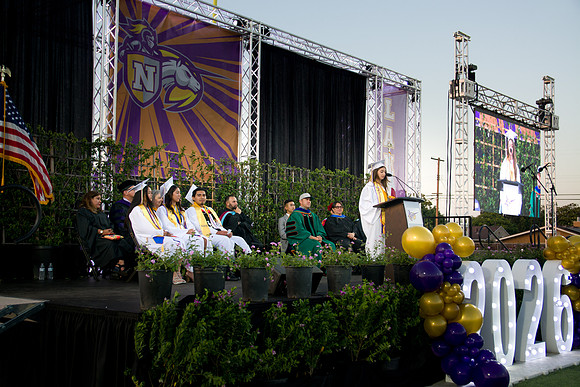 Viva Studio - NHS_Grad2026-114