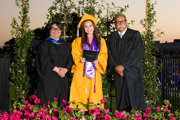 Viva Studio - NHS_Grad2026-137