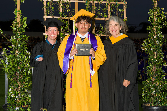 Viva Studio - NHS_Grad2026-138