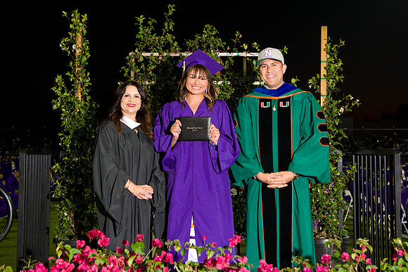 Viva Studio - NHS_Grad2026-153