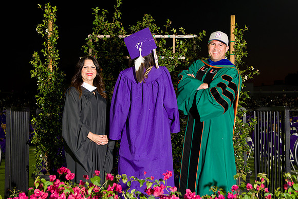 Viva Studio - NHS_Grad2026-154