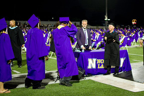 Viva Studio - NHS_Grad2026-162