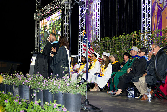 Viva Studio - NHS_Grad2026-170
