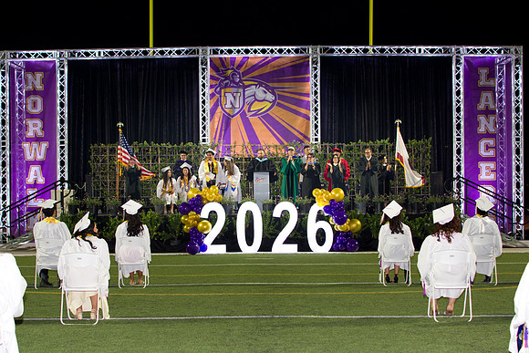 Viva Studio - NHS_Grad2026-176