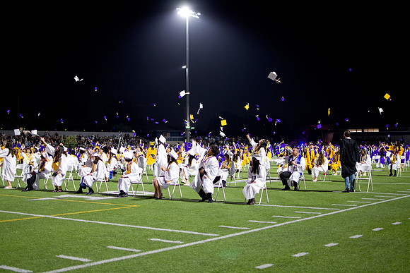 Viva Studio - NHS_Grad2026-178