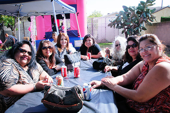 www.VivaPhotoStudio.com
