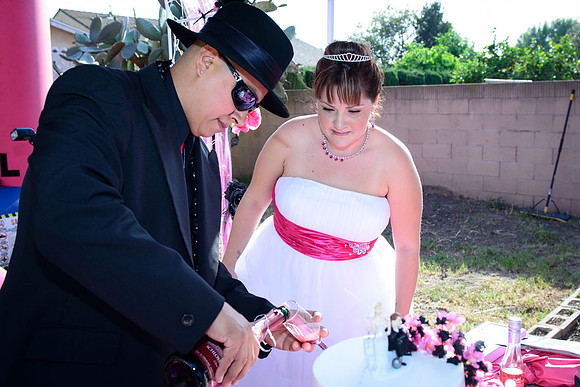 www.VivaPhotoStudio.com