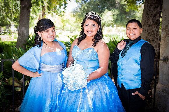 www.VivaPhotoStudio.com