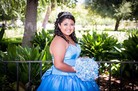 www.VivaPhotoStudio.com