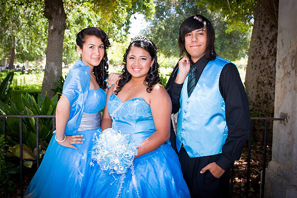 www.VivaPhotoStudio.com