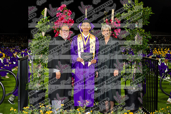 944725_SHS_9256