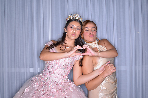 JaeleenXV_VivaPhotoStudio_0104