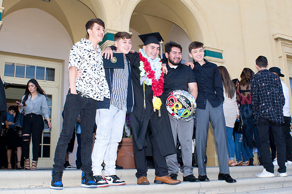 Viva_Studio_SEA_Grad2018_134