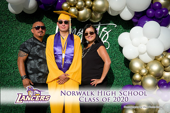 Viva_Studio_NHS_2020_Grad-034